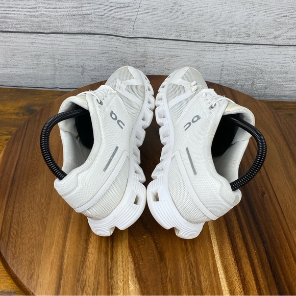 ON Running Cloud 5 White Slip On Lifestyle Shoes Women’s Sneaker Size 7.5 - Picture 9 of 12